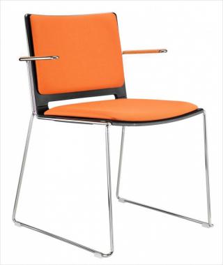 Jídelní plastová židle FILO, s područkami, čalouněná 
